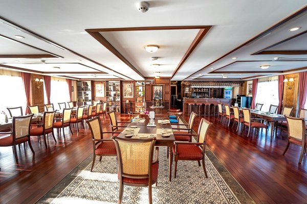 What are the top tips for UK kitchen deal shopping?